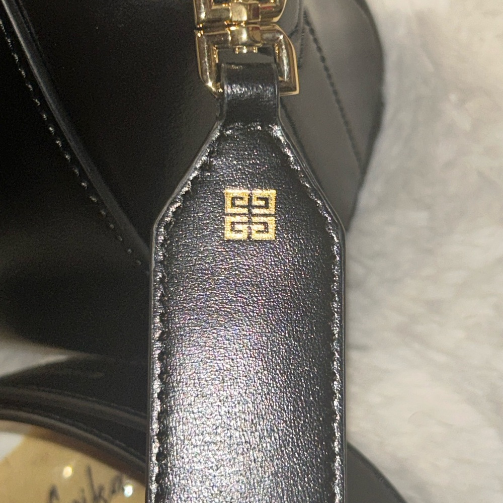 Givenchy Toy Antigona-‎ NEW - Picture 15 of 16